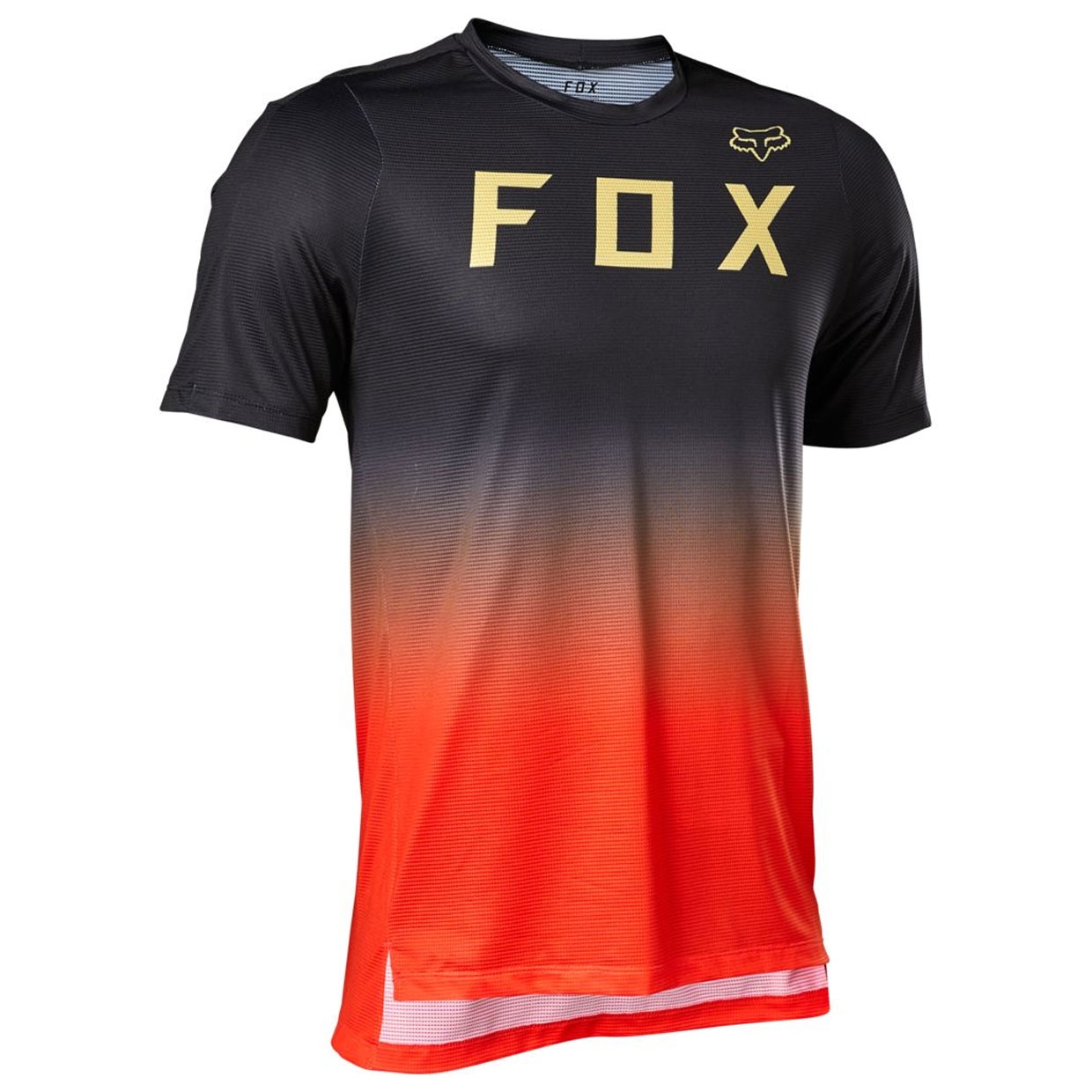 Herren T-Shirt Flexair Jersey jetzt günstig kaufen in unserem Onlineshop. Wenn du über einen knorrig überwucherten Pfad bretterst